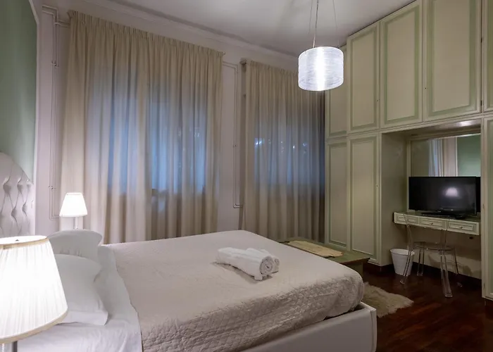 & Breakfast D'annunzio Konukevi Ravenna